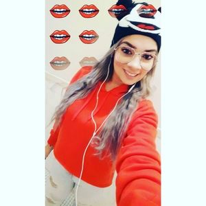 Meet your Posher, Marie